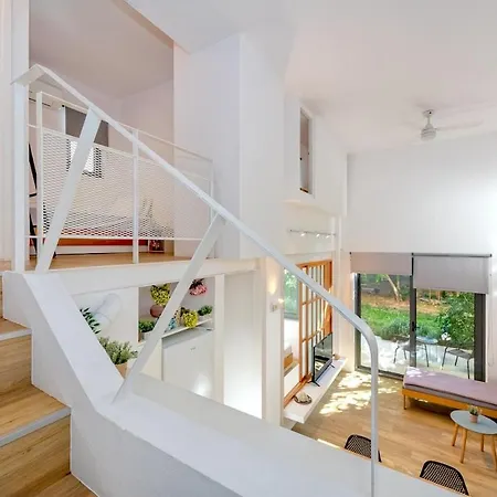 Cozy Garden Flat *
