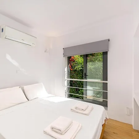 아파트 Cozy Garden Flat *