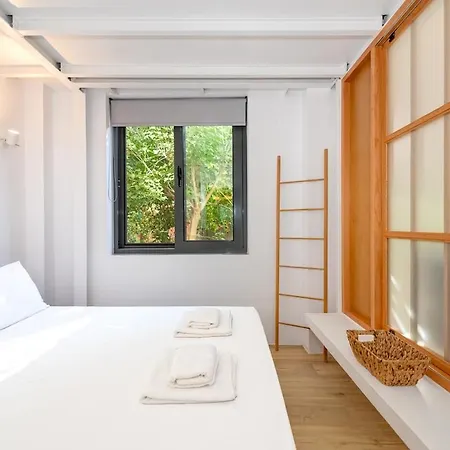 아파트 Cozy Garden Flat